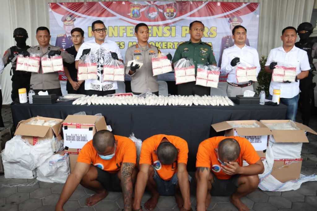 Polres Mojokerto Kota Berhasil Gulung Bandar Satu Juta Pil Dobel L Senilai Rp 3&nbsp;M