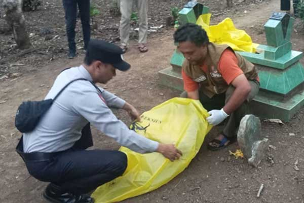 Warga Ngajum Dikejutkan Penemuan Jasad Bayi di TPU Desa&nbsp;Palaan