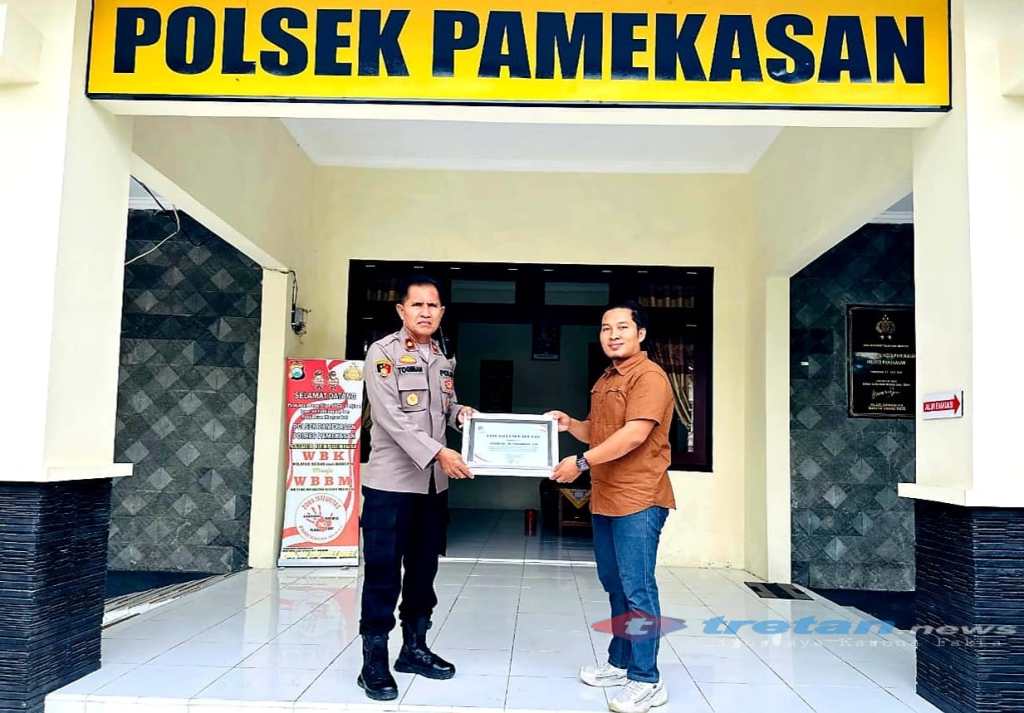 Kapolsek Pamekasan Diganjar Penghargaan dari PWI atas Sigapnya dalam Rilis Pengungkapan&nbsp;Kasus