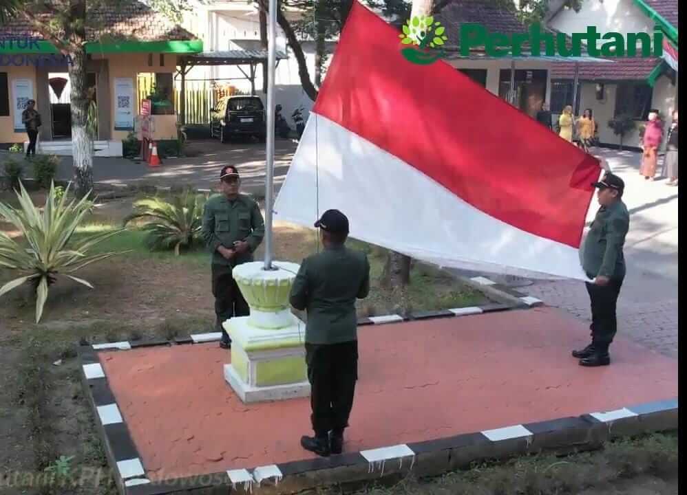 KPH Perum Perhutani Bondowoso Gelar Upacara Bendera HUT RI yang Ke-&nbsp;79