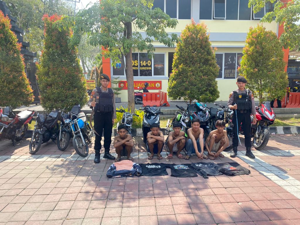 Polres Gresik Amankan Pemuda Hendak Balap Liar, Membawa&nbsp;Sajam